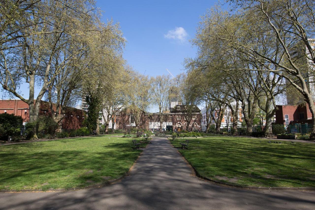St. Lukes View, Shoreditch, By The Design Traveller London Exterior photo